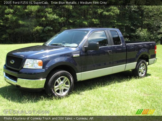 2005 Ford F150 XL SuperCab in True Blue Metallic