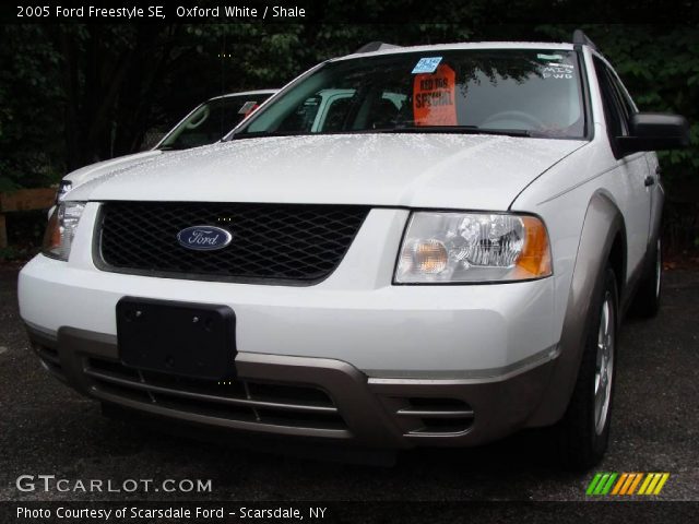 2005 Ford Freestyle SE in Oxford White