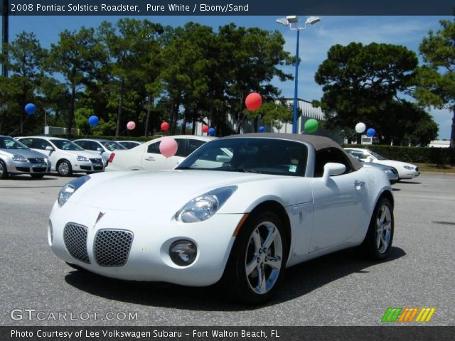2008 Pontiac Solstice Roadster in Pure White