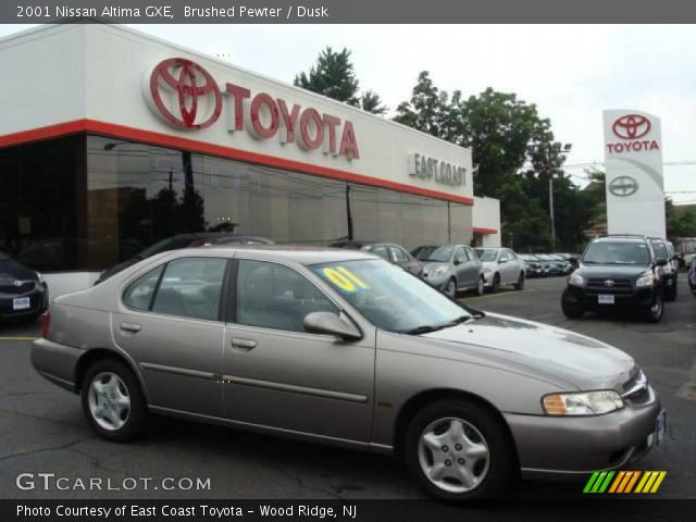 2001 Nissan Altima GXE in Brushed Pewter