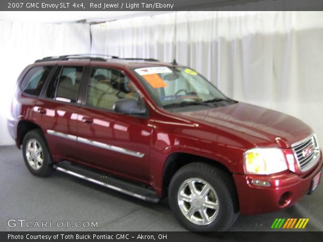 2007 GMC Envoy SLT 4x4 in Red Jewel
