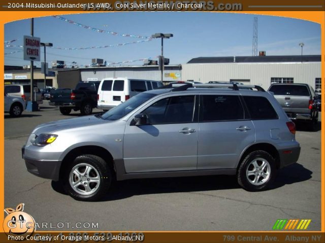 2004 Mitsubishi Outlander LS AWD in Cool Silver Metallic