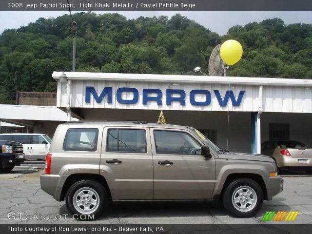 2008 Jeep Patriot Sport in Light Khaki Metallic