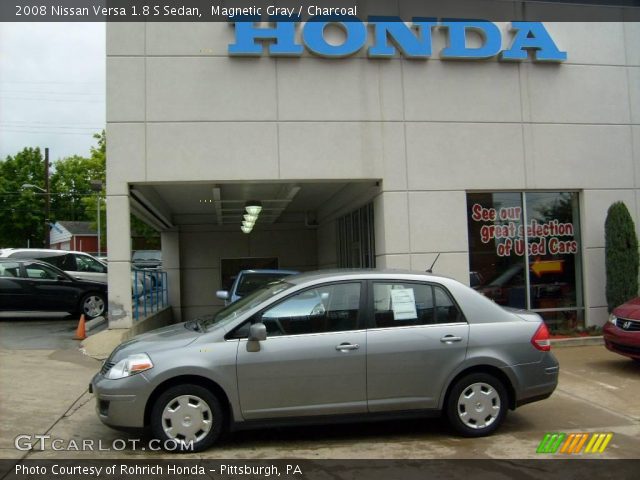 2008 Nissan Versa 1.8 S Sedan in Magnetic Gray