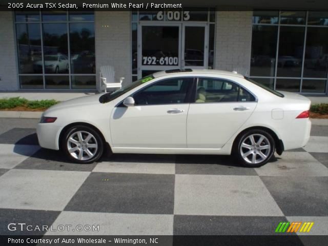 2005 Acura TSX Sedan in Premium White Pearl