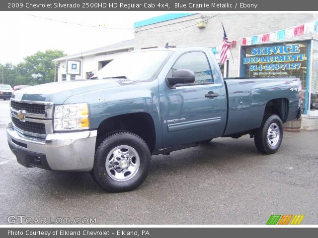 2009 Chevrolet Silverado 2500HD HD Regular Cab 4x4 in Blue Granite Metallic