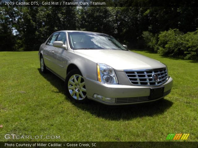 2009 Cadillac DTS  in Gold Mist
