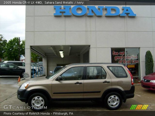 2005 Honda CR-V LX 4WD in Sahara Sand Metallic