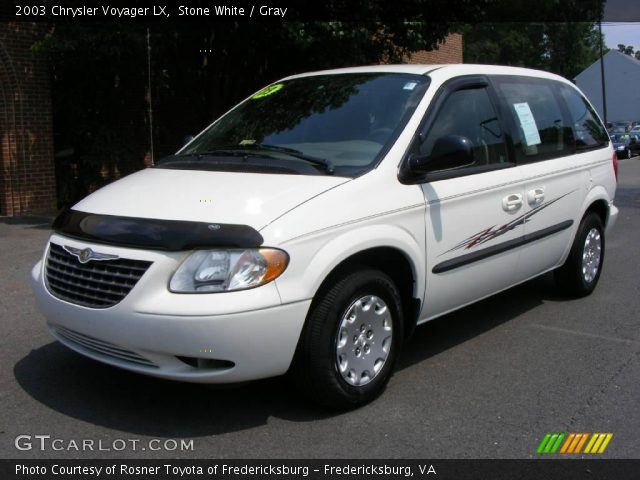 2003 Chrysler Voyager LX in Stone White