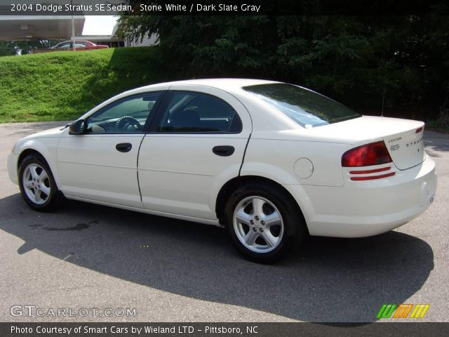 2004 Dodge Stratus SE Sedan in Stone White