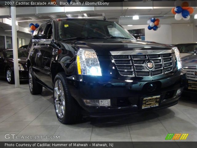 2007 Cadillac Escalade AWD in Black Raven