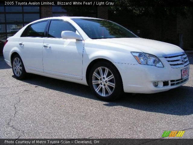 2005 Toyota Avalon Limited in Blizzard White Pearl