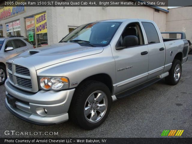 2005 Dodge Ram 1500 SLT Daytona Quad Cab 4x4 in Bright Silver Metallic