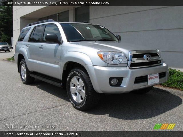 2006 Toyota 4Runner SR5 4x4 in Titanium Metallic