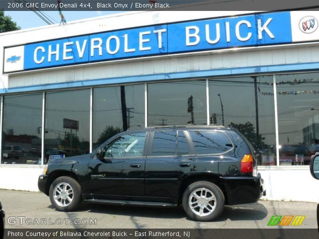 2006 GMC Envoy Denali 4x4 in Black Onyx