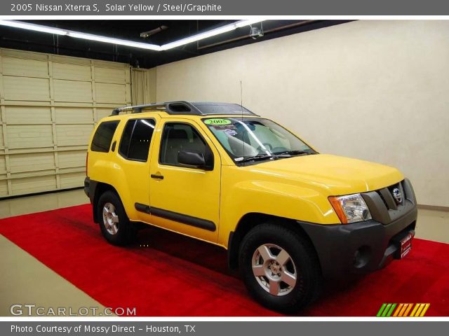 2005 Nissan Xterra S in Solar Yellow