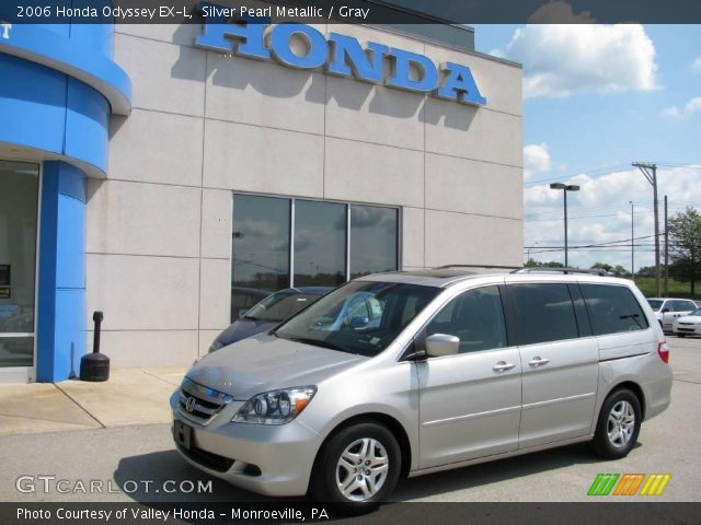 2006 Honda Odyssey EX-L in Silver Pearl Metallic