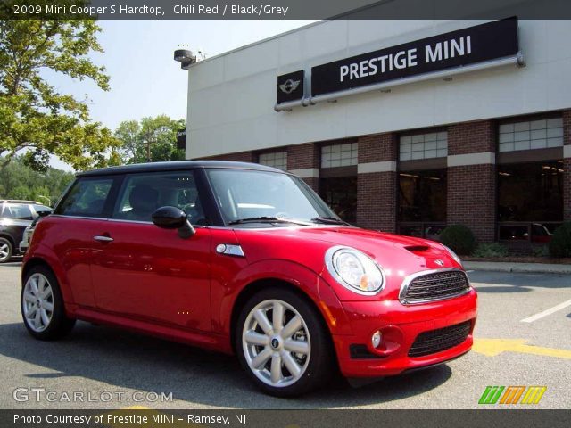 2009 Mini Cooper S Hardtop in Chili Red
