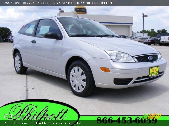2007 Ford Focus ZX3 S Coupe in CD Silver Metallic