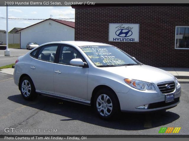 2009 Hyundai Elantra GLS Sedan in Quicksilver