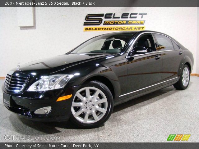 2007 Mercedes-Benz S 550 Sedan in Black