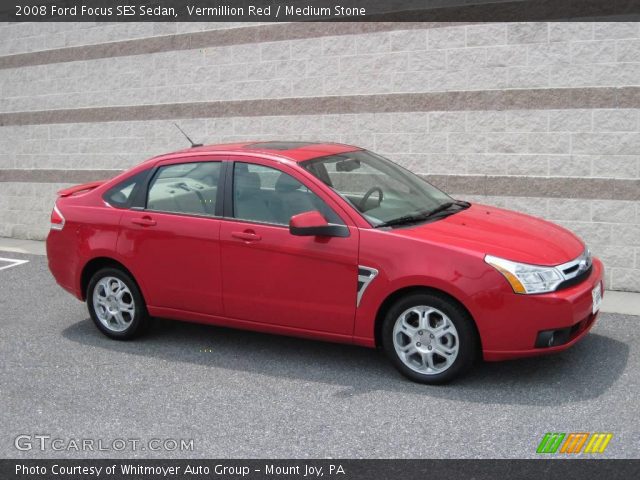 2008 Ford Focus SES Sedan in Vermillion Red