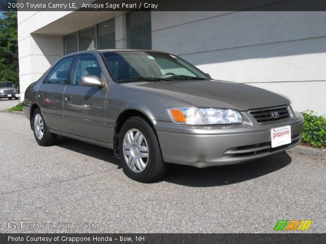 2000 Toyota Camry LE in Antique Sage Pearl