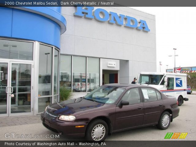 2000 Chevrolet Malibu Sedan in Dark Cherry Metallic