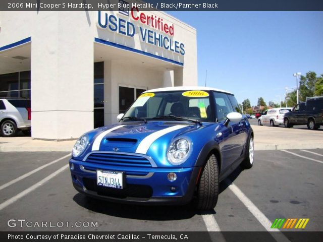 2006 Mini Cooper S Hardtop in Hyper Blue Metallic