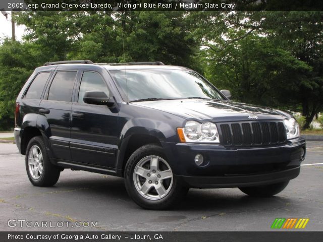 2005 Jeep Grand Cherokee Laredo in Midnight Blue Pearl