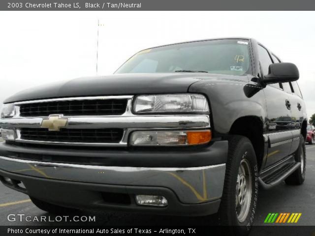 2003 Chevrolet Tahoe LS in Black