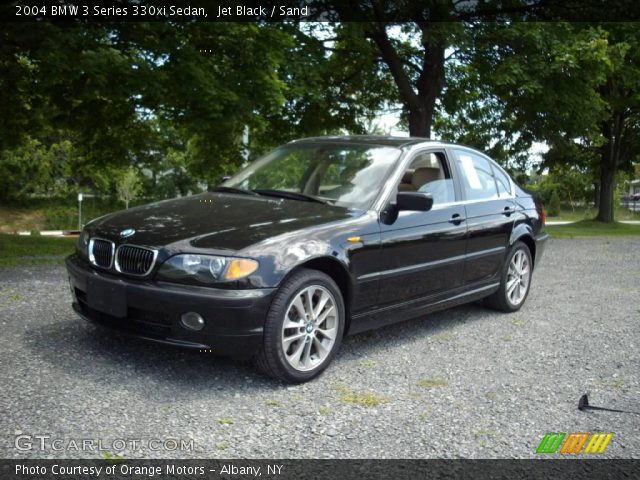 2004 BMW 3 Series 330xi Sedan in Jet Black