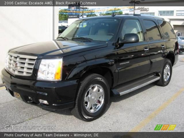 2006 Cadillac Escalade AWD in Black Raven