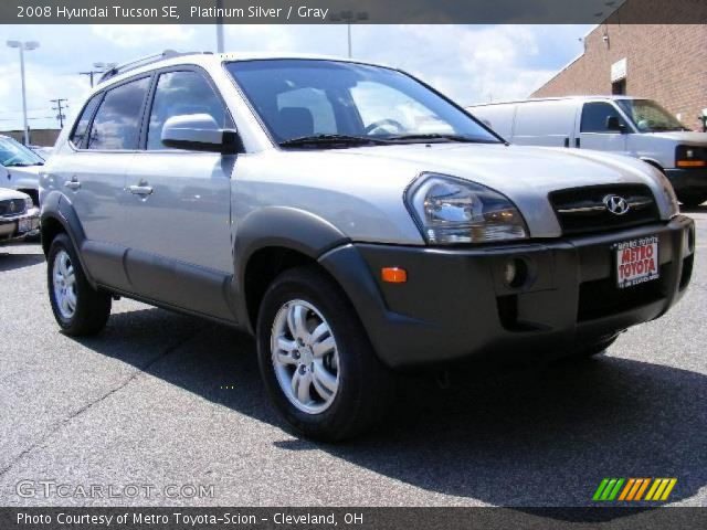 2008 Hyundai Tucson SE in Platinum Silver
