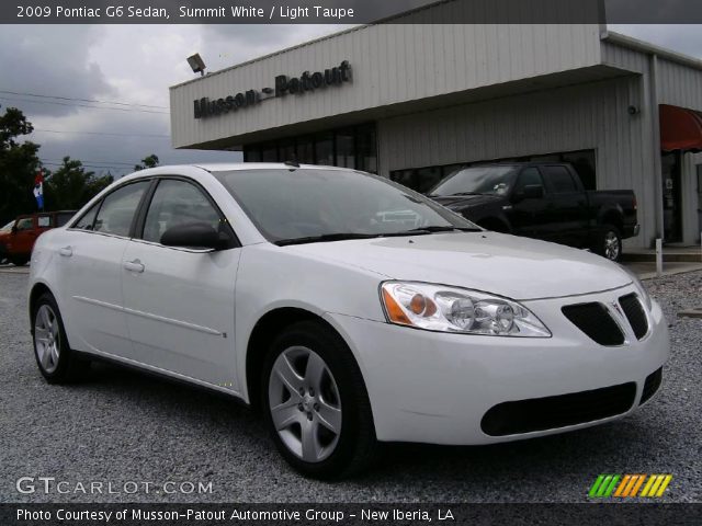 2009 Pontiac G6 Sedan in Summit White