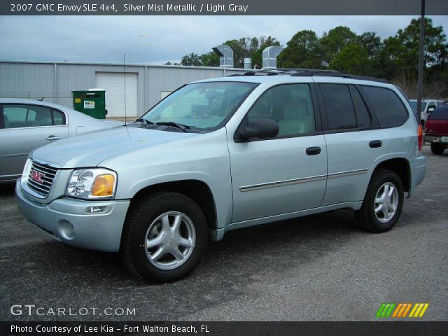 2007 GMC Envoy SLE 4x4 in Silver Mist Metallic
