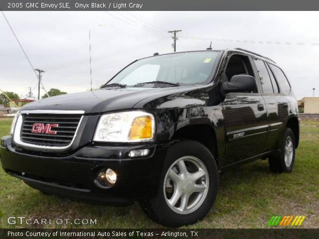 2005 GMC Envoy SLE in Onyx Black