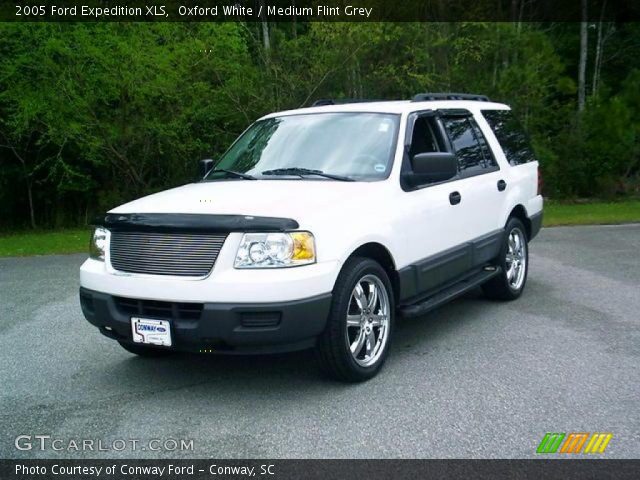 2005 Ford Expedition XLS in Oxford White