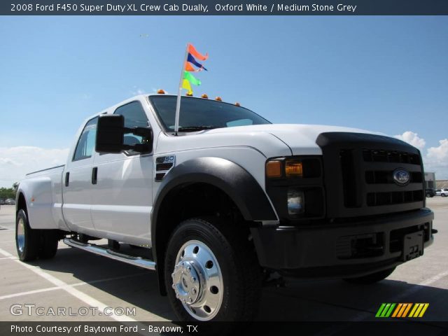 2008 Ford F450 Super Duty XL Crew Cab Dually in Oxford White