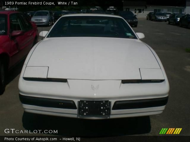 1989 Pontiac Firebird Coupe in White