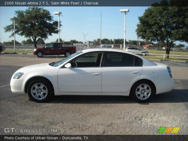 2006 Nissan Altima 2.5 S in Satin White Pearl