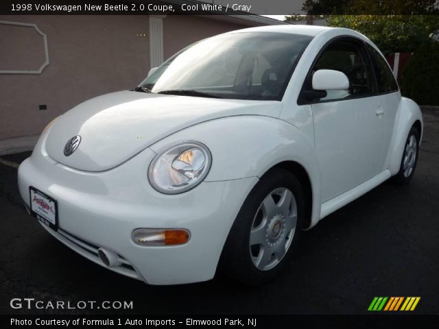 1998 Volkswagen New Beetle 2.0 Coupe in Cool White