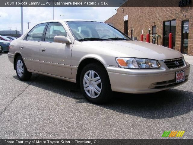 2000 Toyota Camry LE V6 in Cashmere Beige Metallic