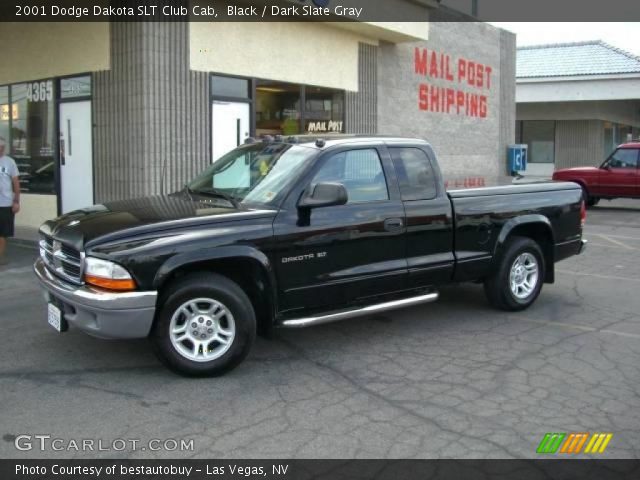 2001 Dodge Dakota SLT Club Cab in Black