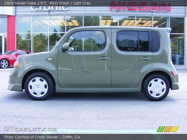 2009 Nissan Cube 1.8 S in Moss Green