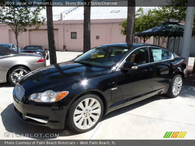 2009 Jaguar XF Premium Luxury in Ebony Black