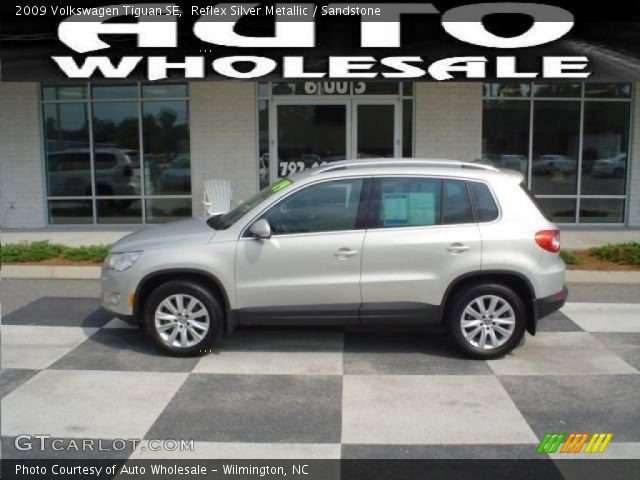 2009 Volkswagen Tiguan SE in Reflex Silver Metallic