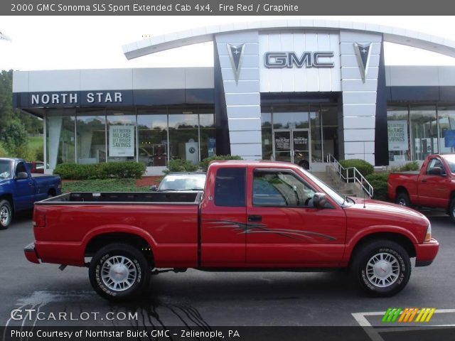 2000 GMC Sonoma SLS Sport Extended Cab 4x4 in Fire Red