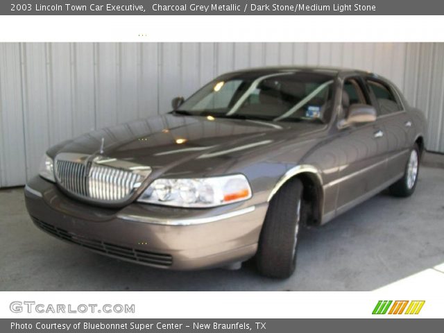 2003 Lincoln Town Car Executive in Charcoal Grey Metallic