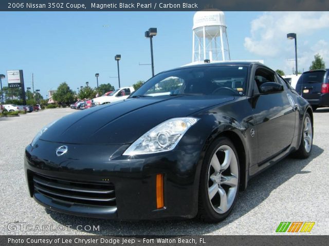 2006 Nissan 350Z Coupe in Magnetic Black Pearl